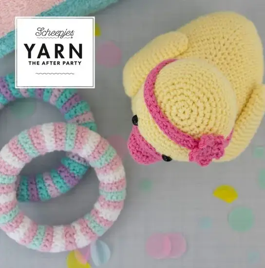 Patito tejido en crochet