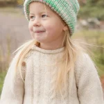 Gorro de punto para niños Sparkle Sprout tejido en dos agujas