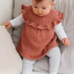 Vestido de punto para bebé Sweet Primrose Dress con calados y volante